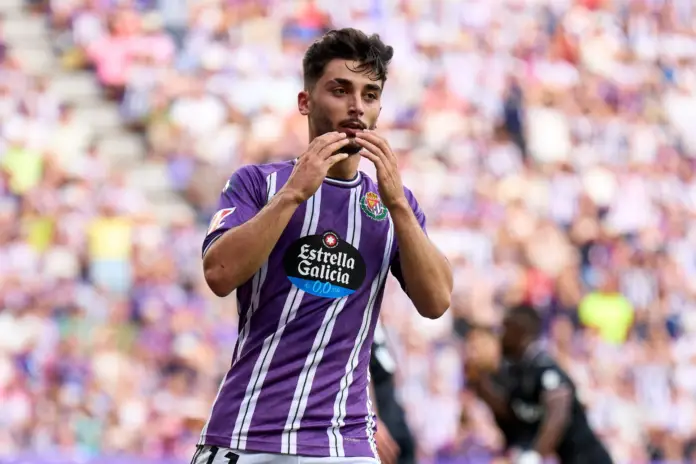 VALLADOLID, SPAIN - AUGUST 28: Raul Moro of Real Valladolid CF reacts during the La Liga match between Real Valladolid CF and CD Leganés at Estadio Jose Zorrilla on August 28, 2024 in Valladolid, Spain.